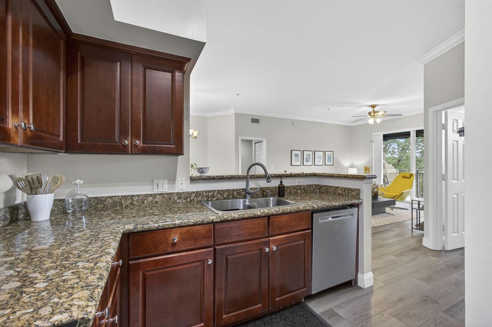 11730 Saint Andrews Place 307 photo 10