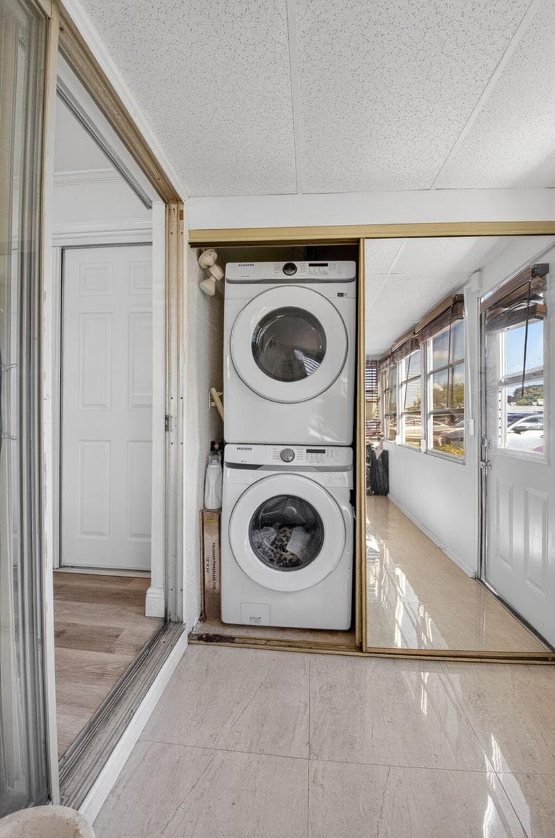 170 Valencia H photo 16