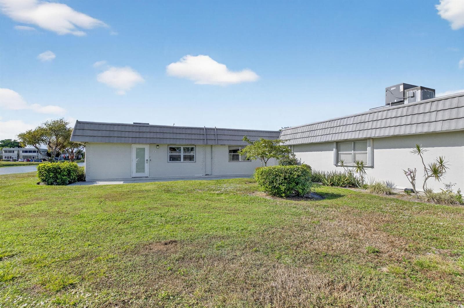 170 Valencia H photo 22