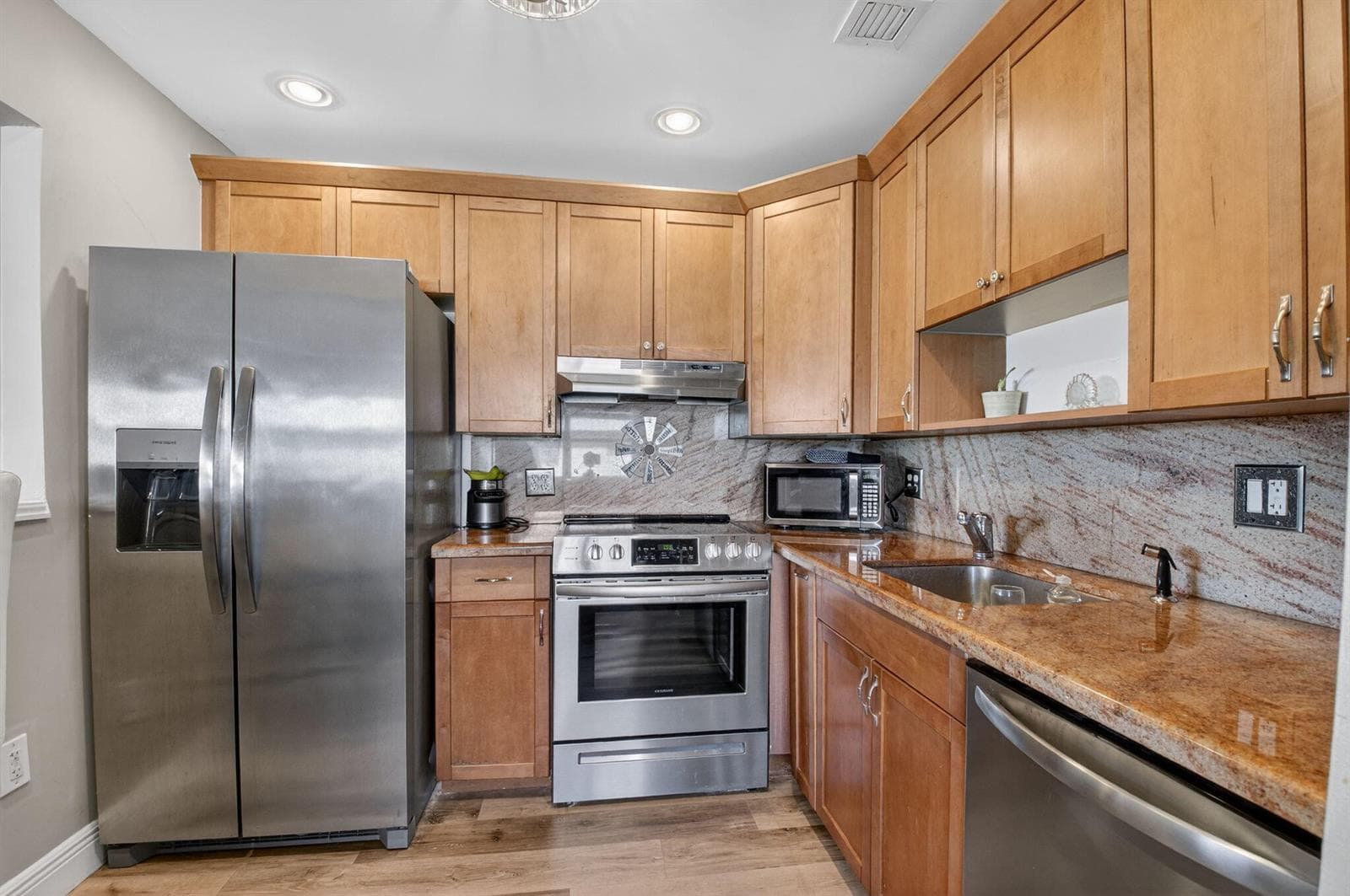 170 Valencia H photo 7