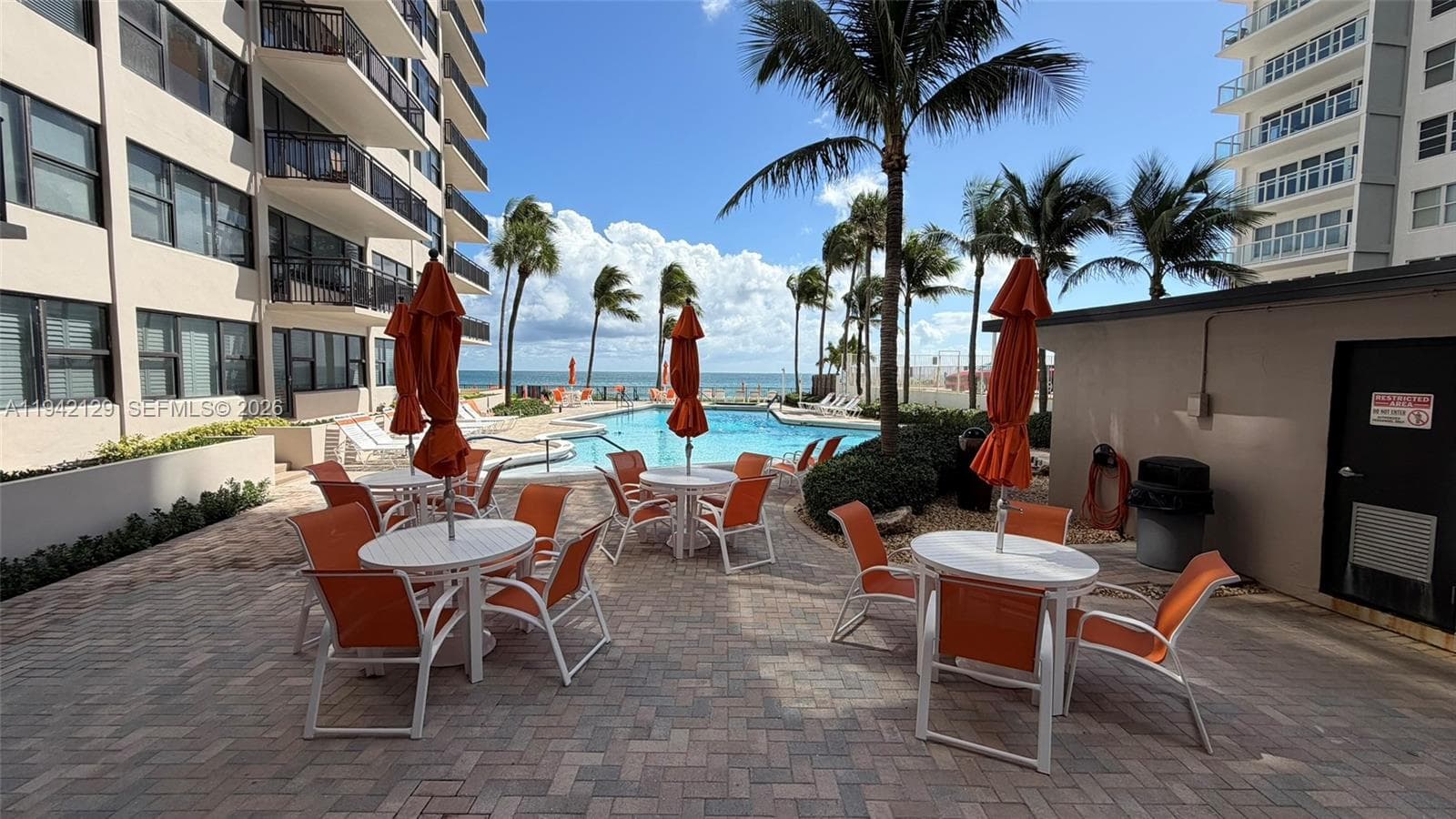 3800 Galt Ocean Dr 1414 photo 10