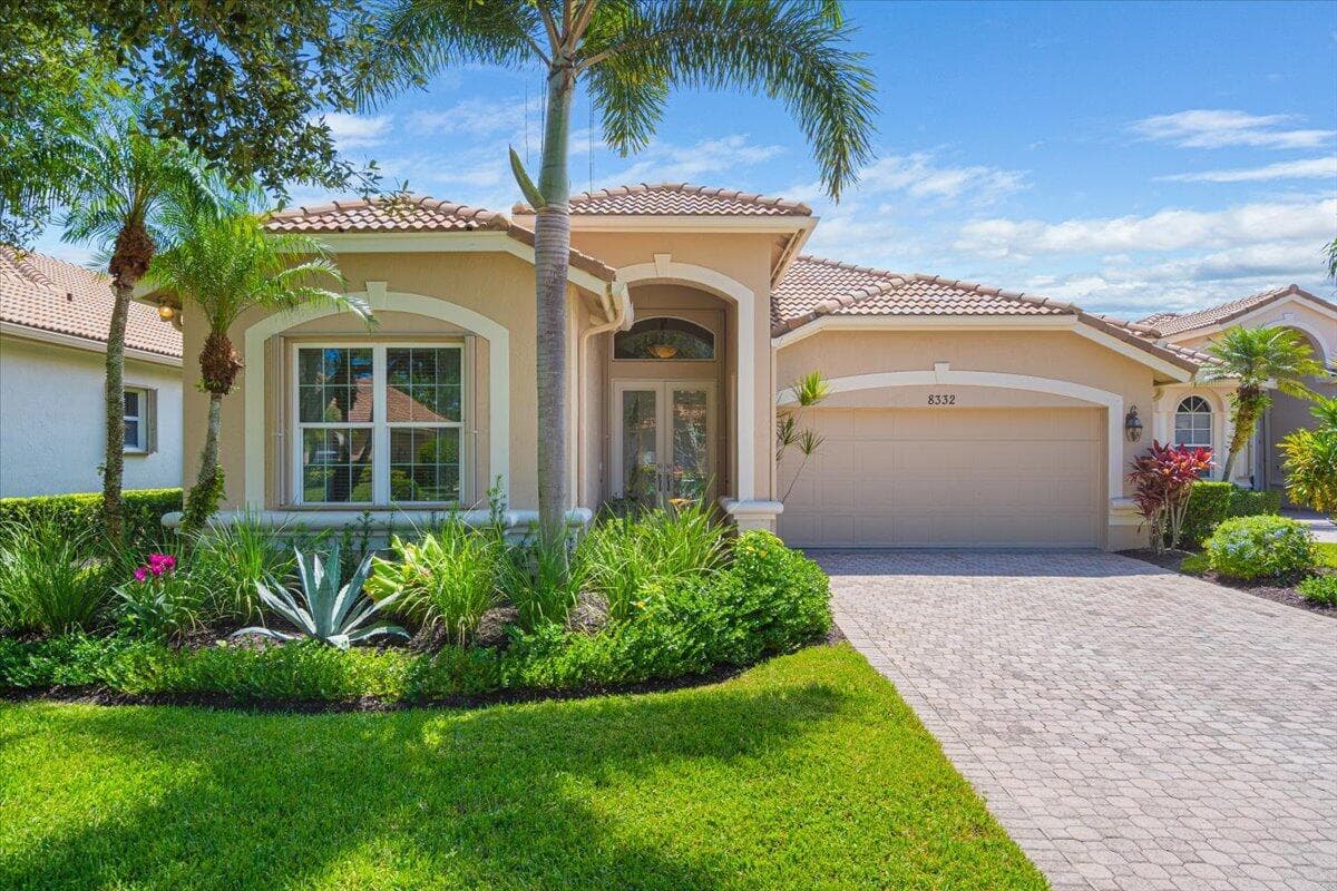 8332 Muirfield Way photo 2
