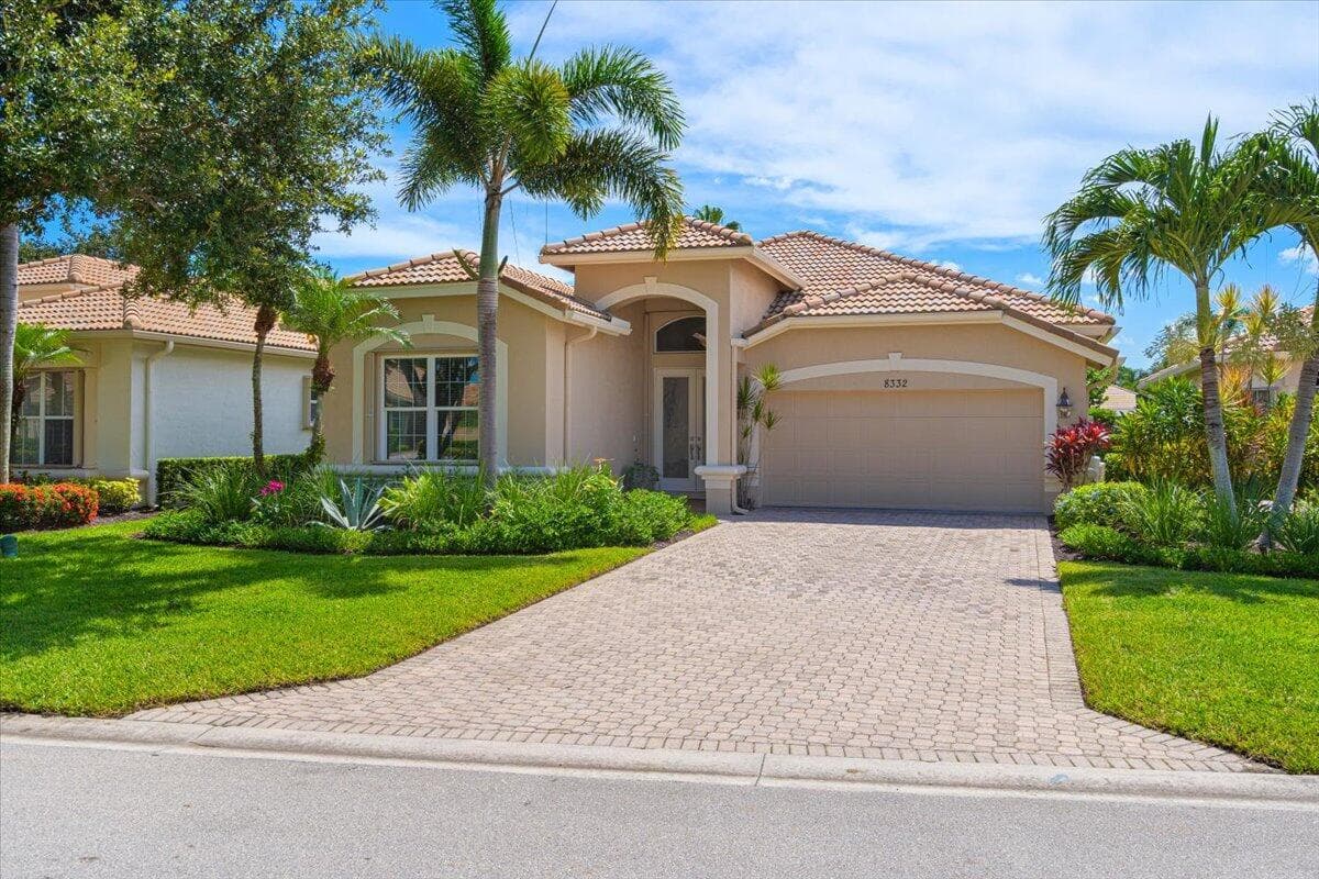 8332 Muirfield Way photo 3