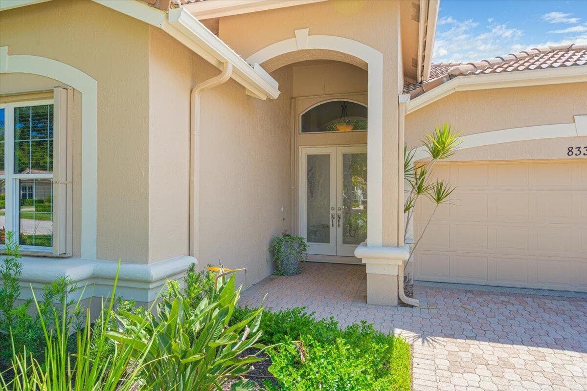 8332 Muirfield Way photo 4