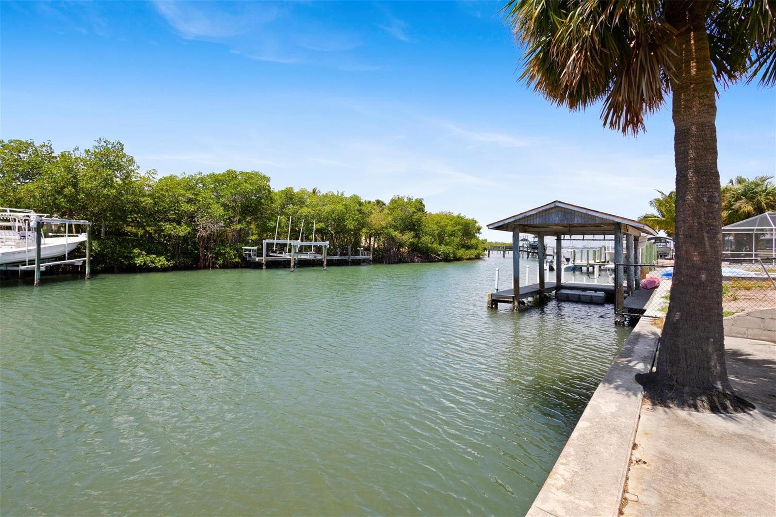 1709 Rio Vista Drive photo 4