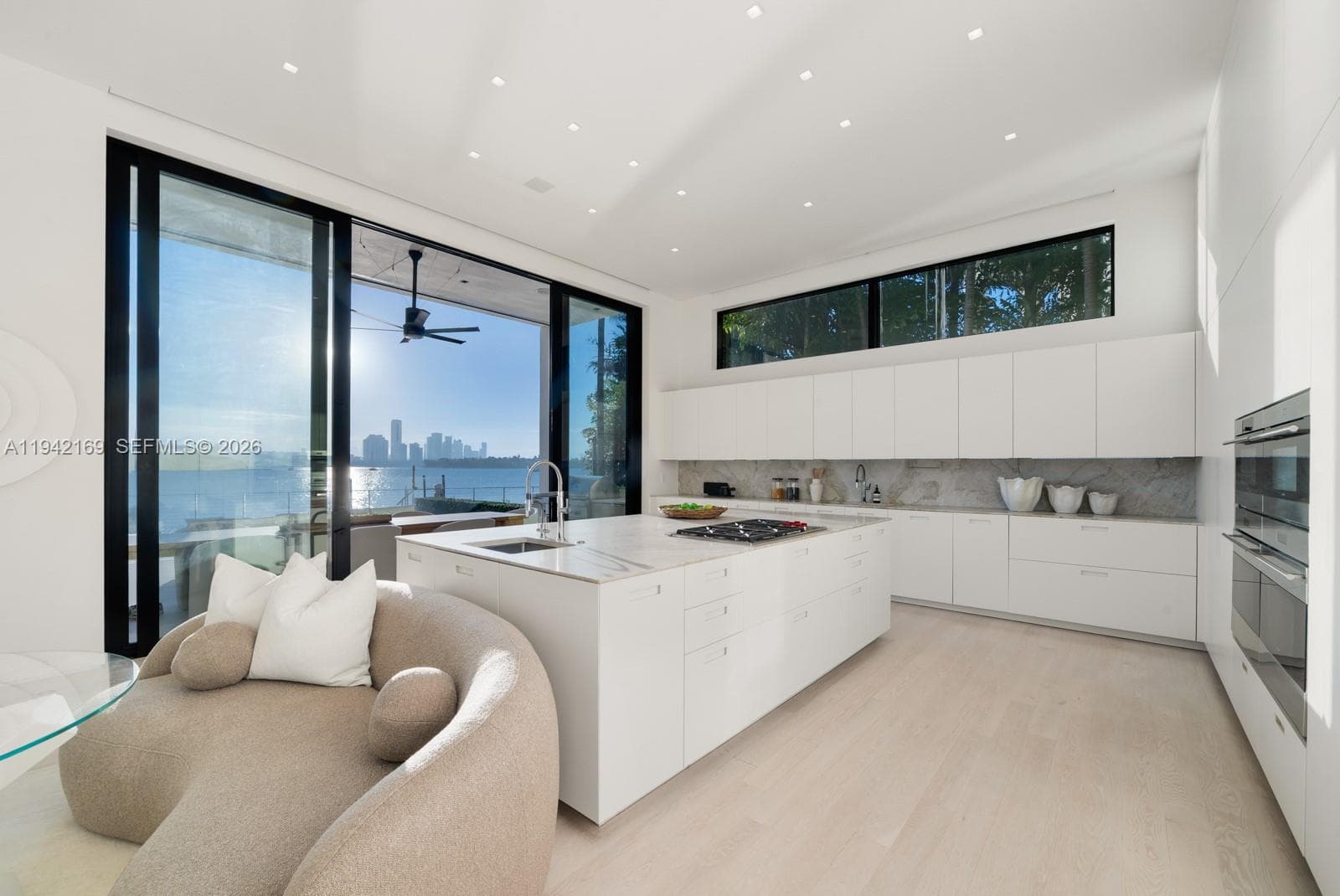 33 E Dilido Dr photo 11