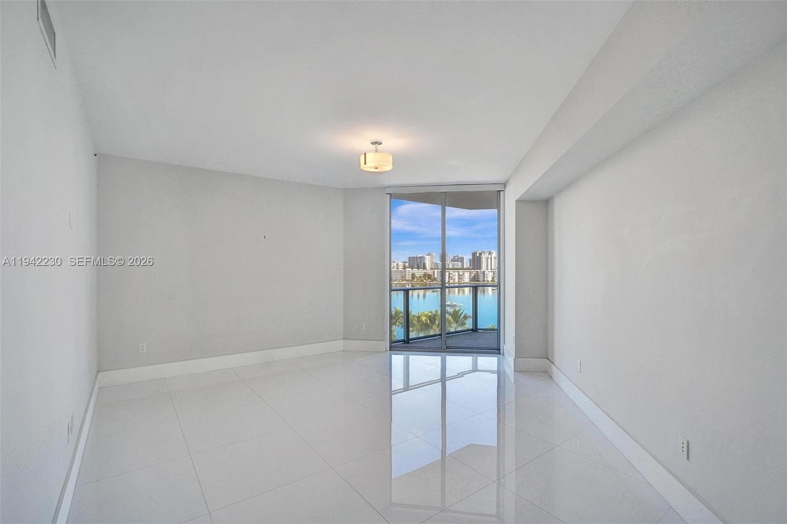 17301 Biscayne Blvd 708 photo 16