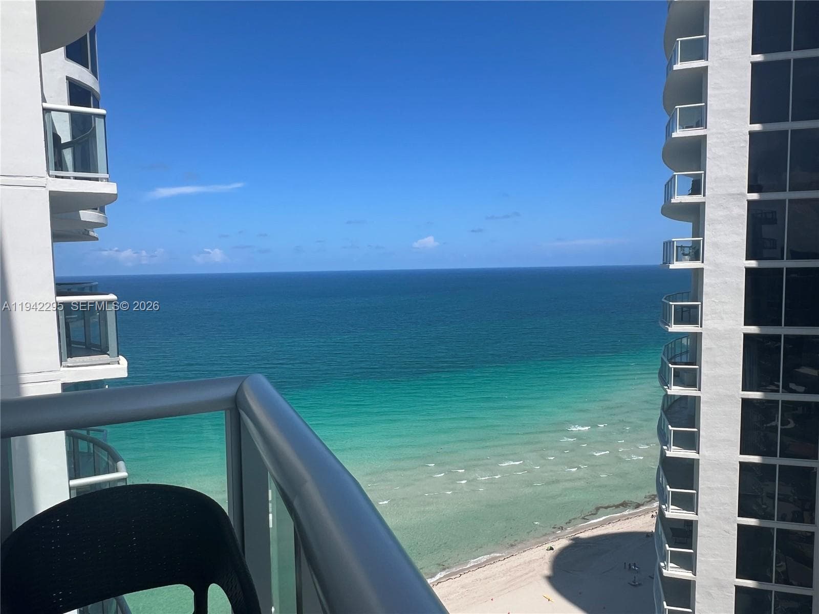 18683 Collins Ave 2510 photo 3