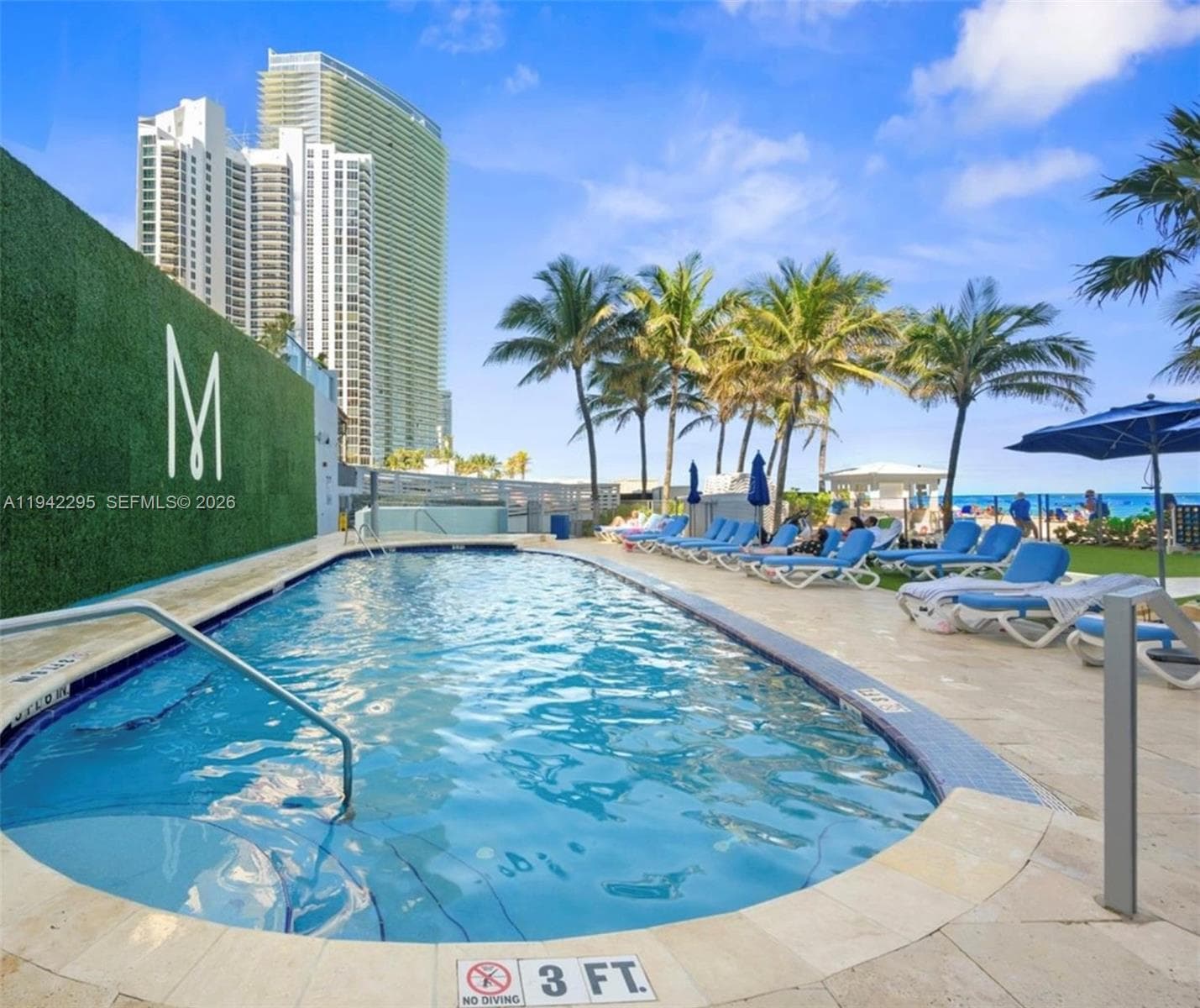 18683 Collins Ave 2510 photo 18