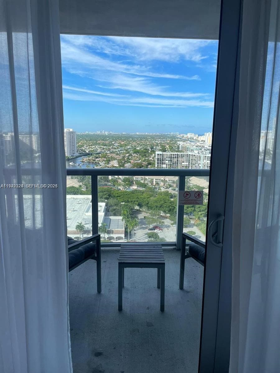 2602 E Hallandale Beach Blvd R2508 photo 19