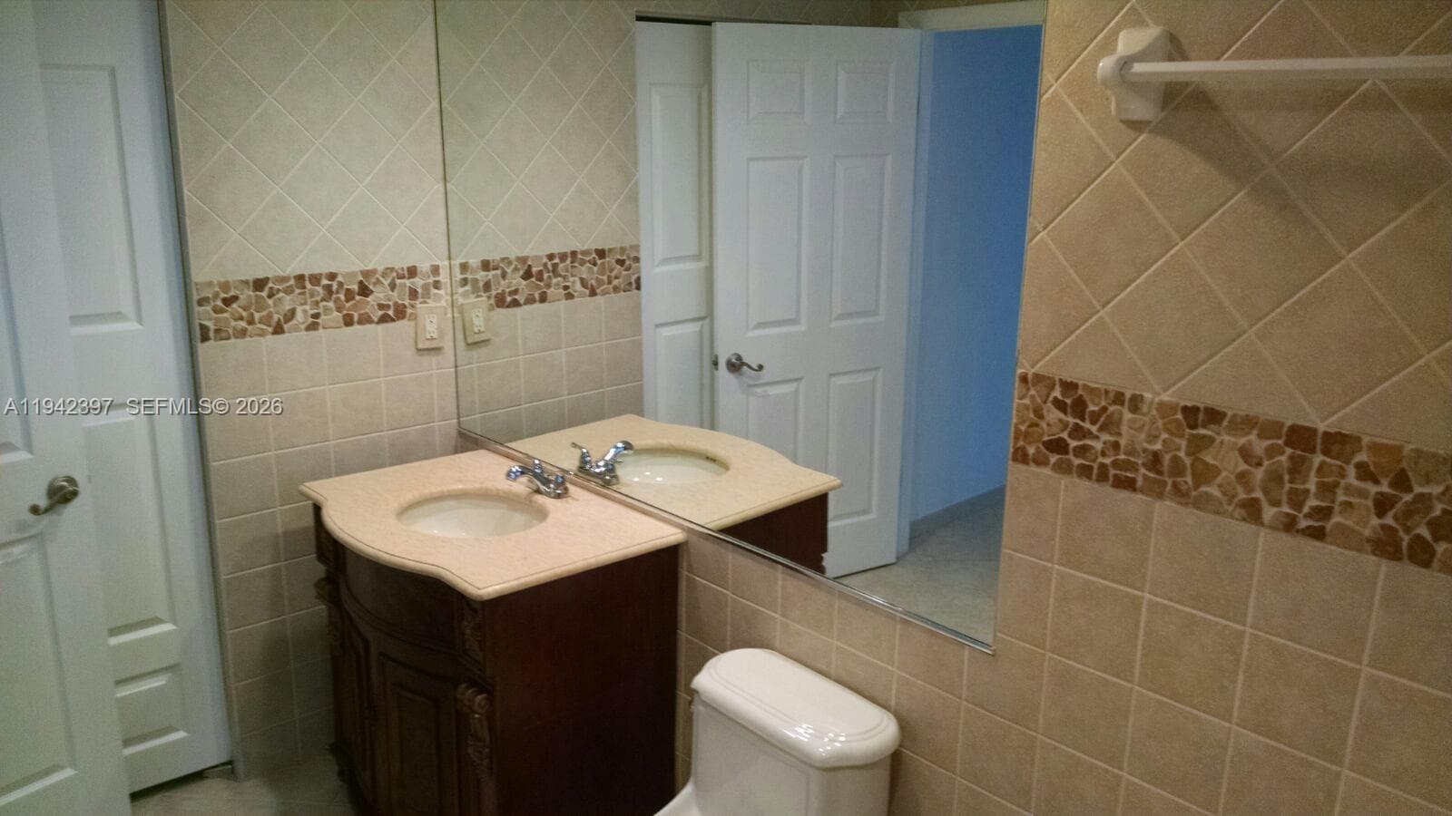 16531 NE 35th Ave 201 photo 15