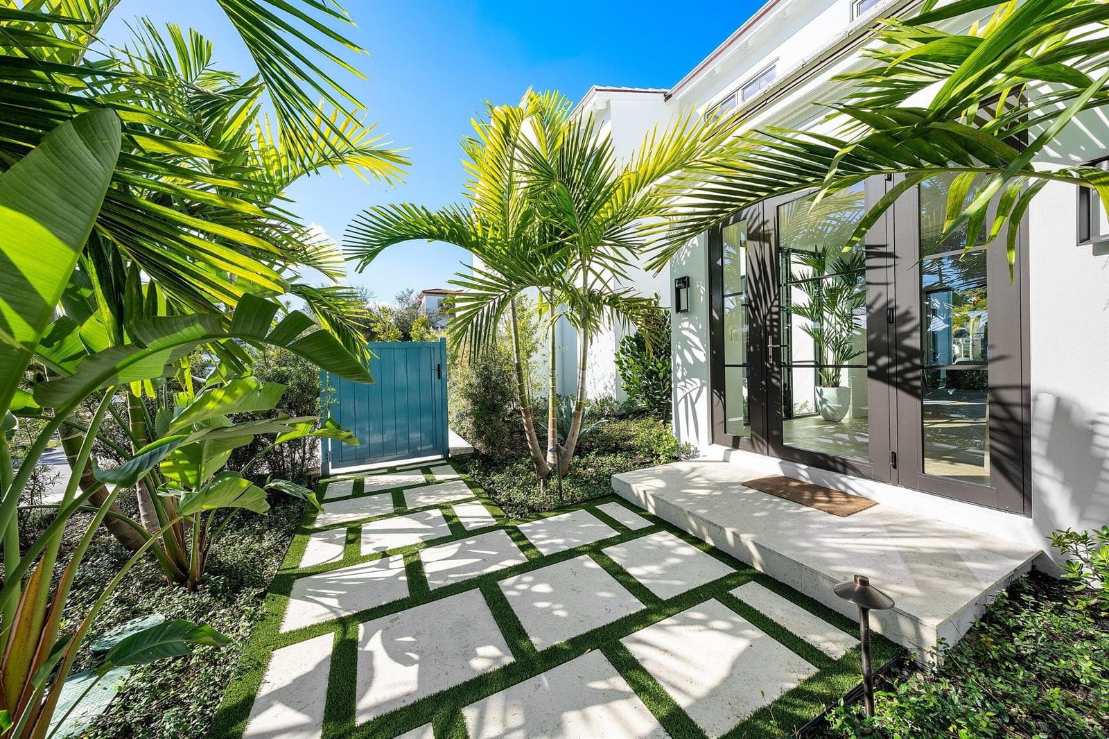 819 Bamboo Lane photo 4