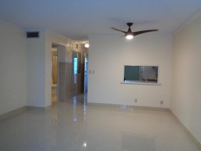 2566 Garden Drive S 209 photo 1
