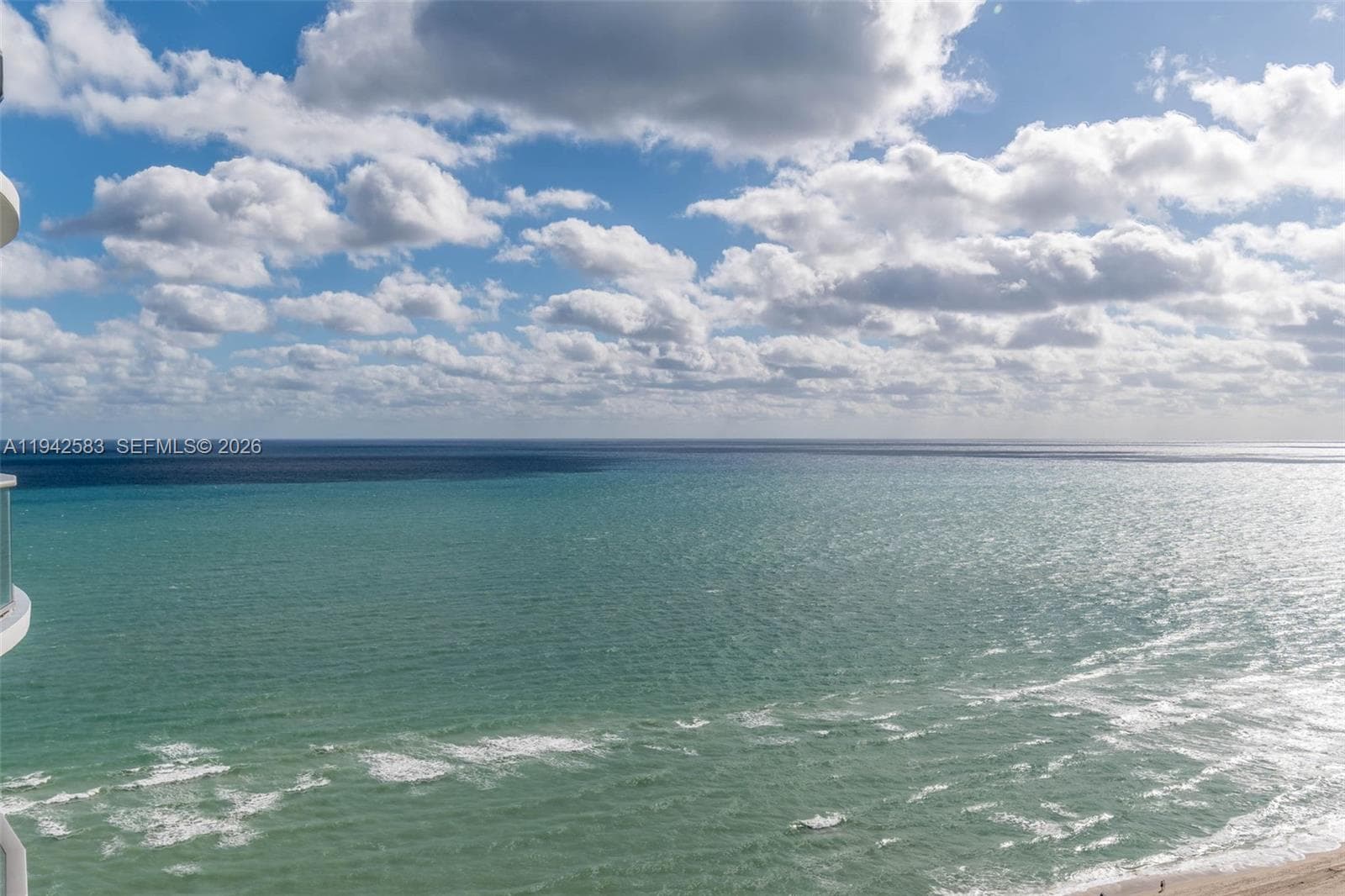 17475 Collins Ave 2003 photo 2