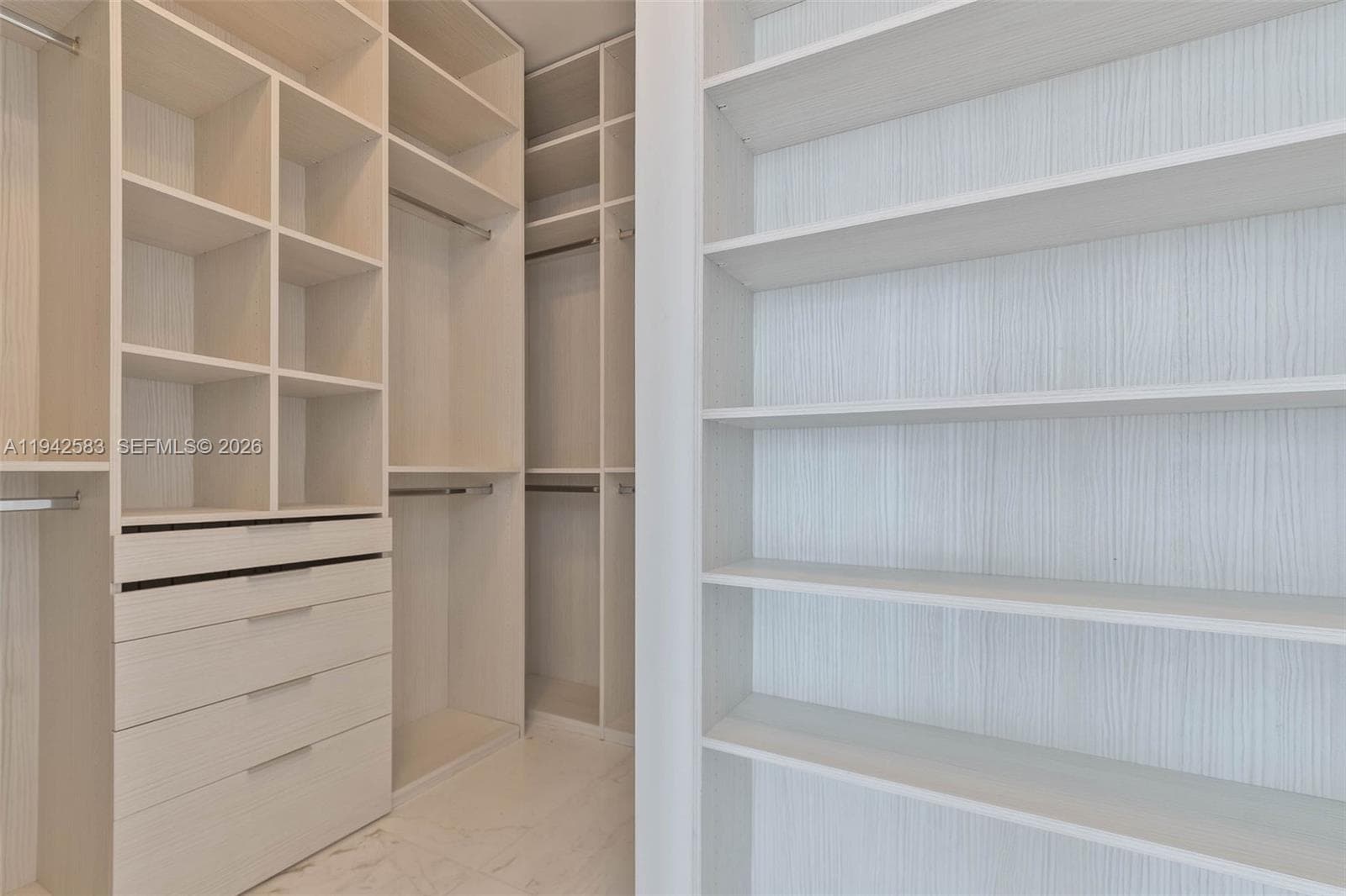 17475 Collins Ave 2003 photo 18