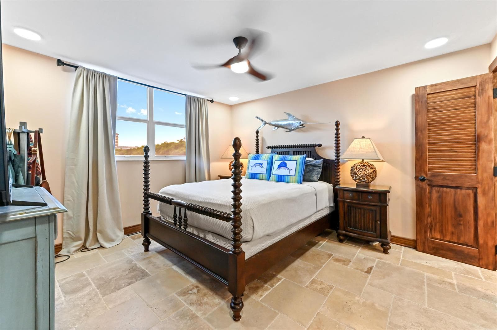 689 NE 6th Court 2090 photo 15