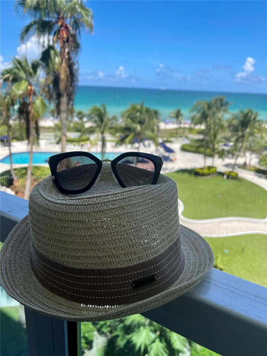 5161 Collins Ave 715 photo 3