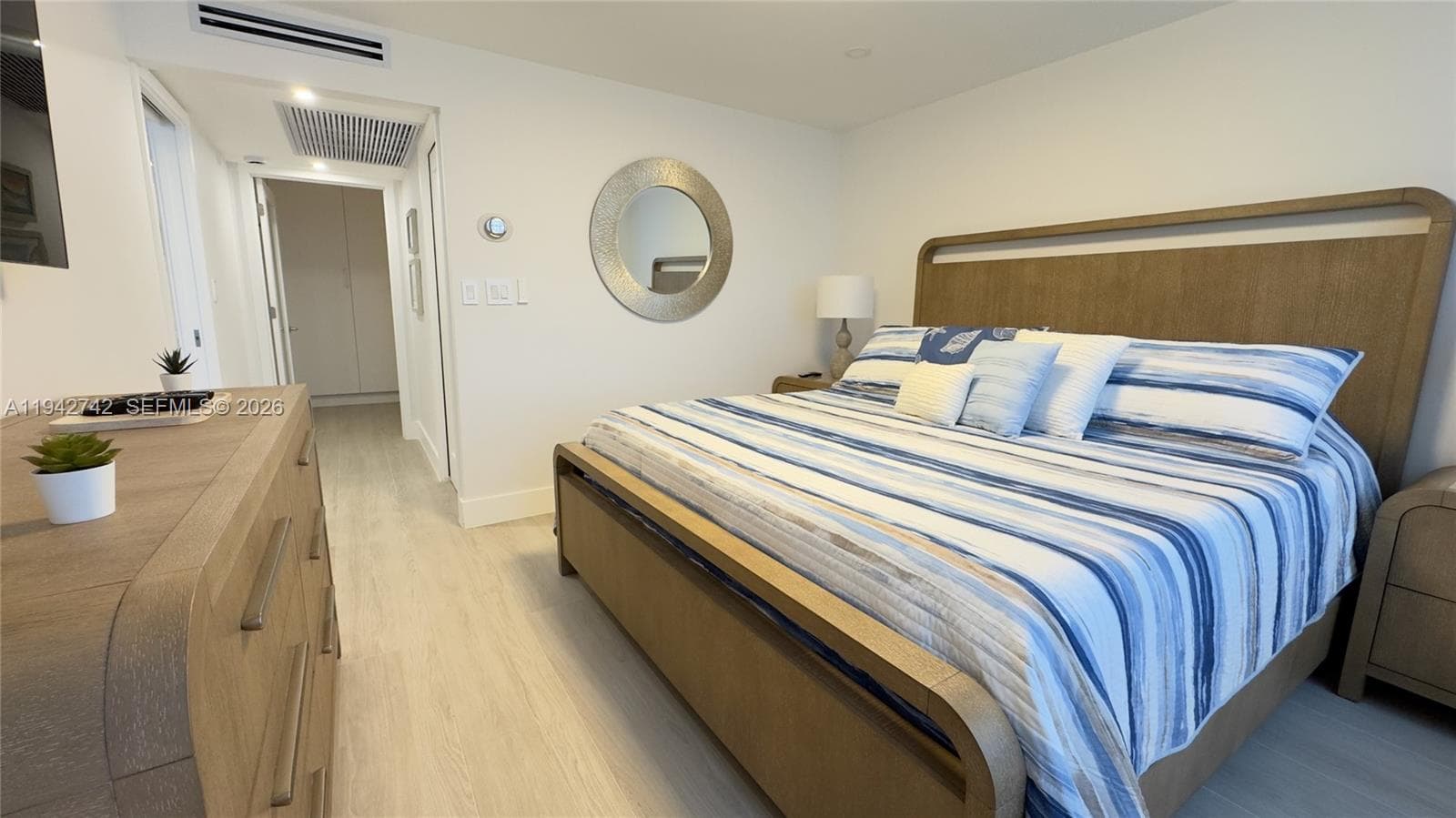 5161 Collins Ave 715 photo 20