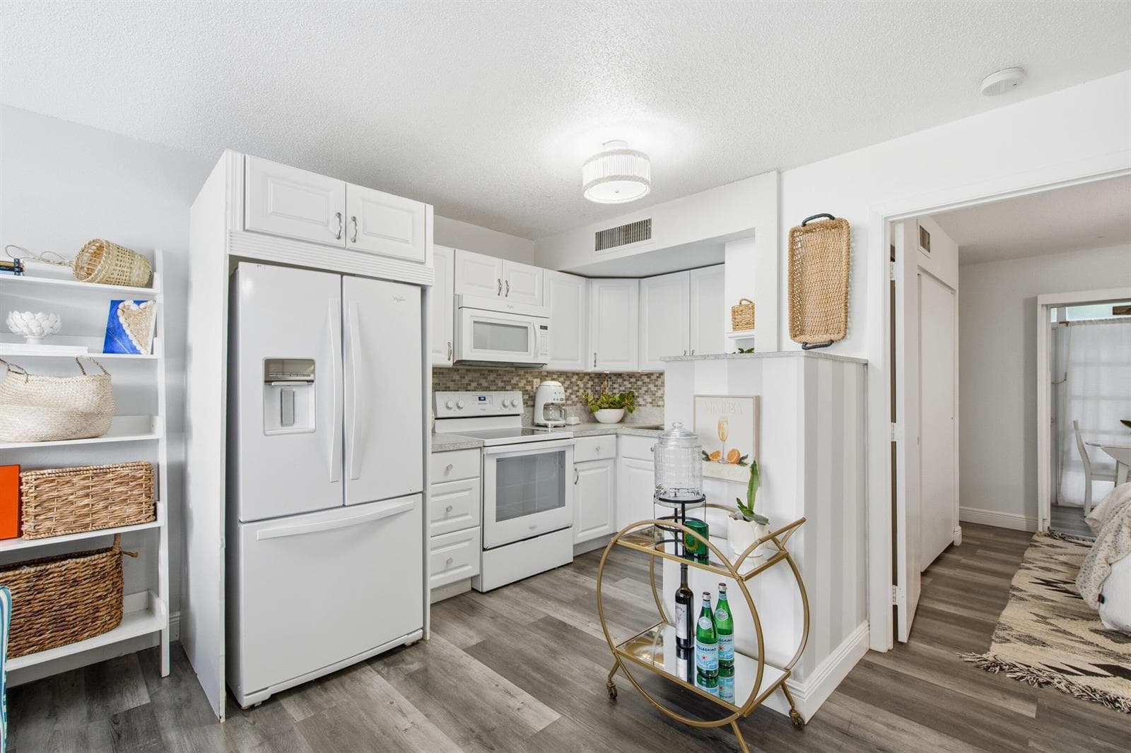 1200 Colonnades Drive 102 photo 11