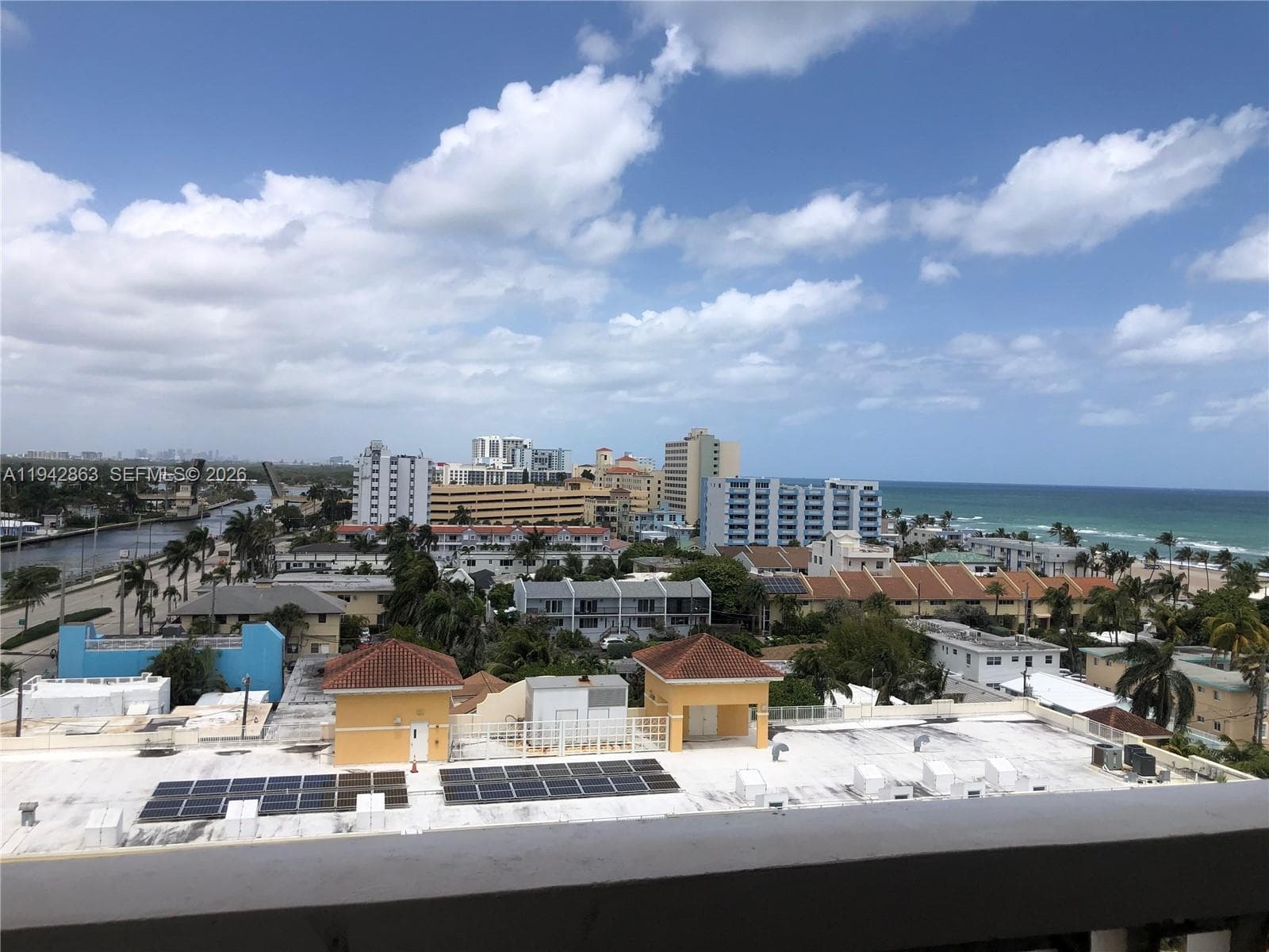 801 Ocean Dr 1004 photo 13