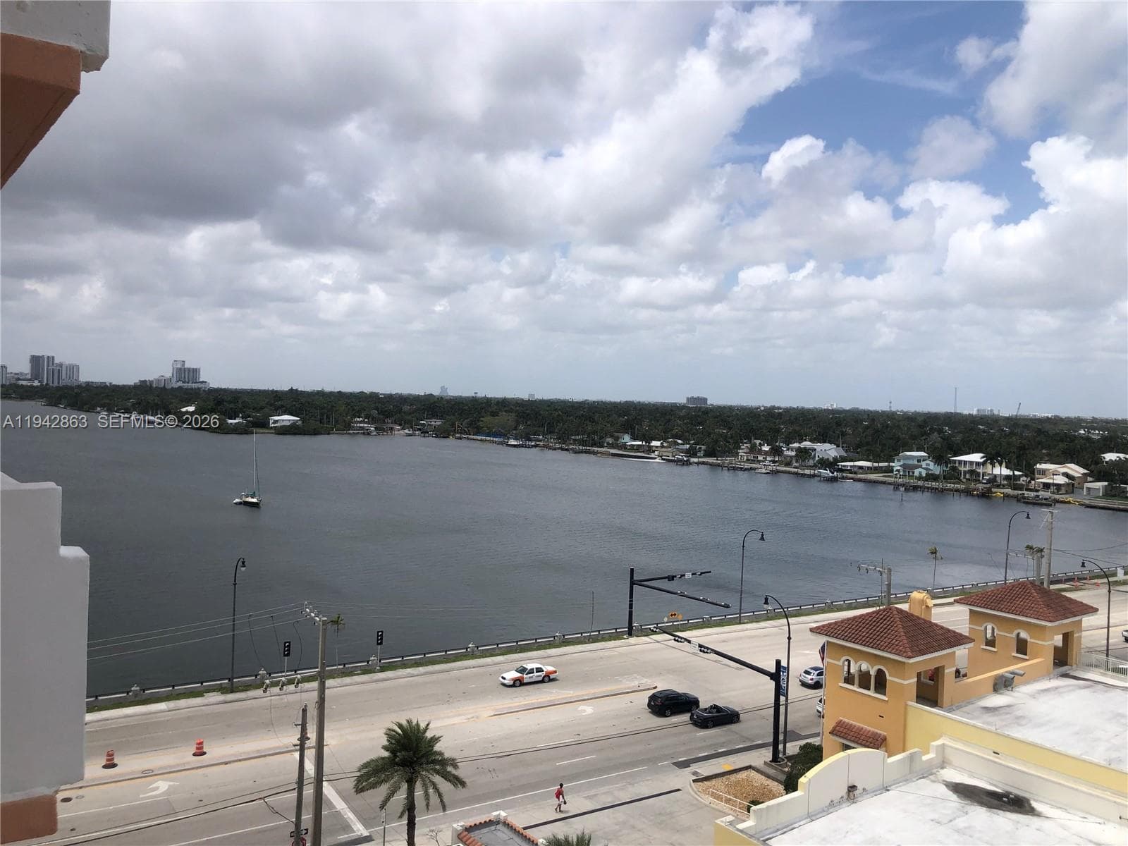 801 Ocean Dr 1004 photo 11