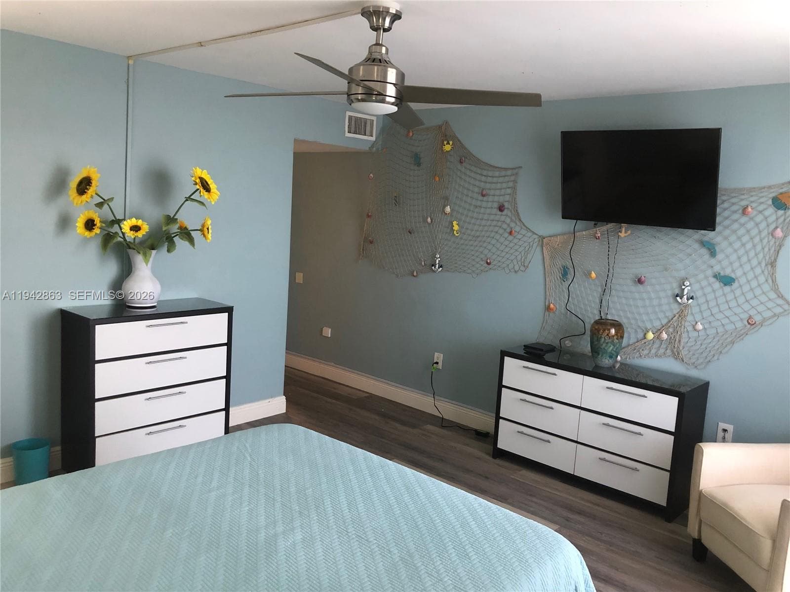 801 Ocean Dr 1004 photo 21