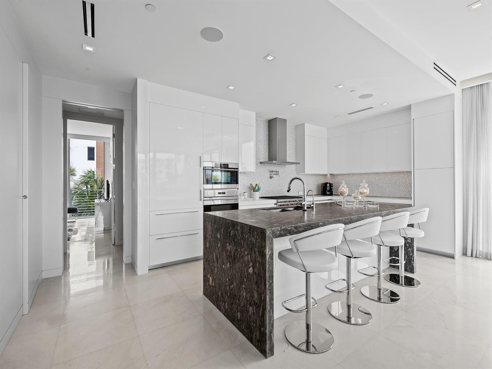 21 Isle Of Venice Drive 301 photo 4
