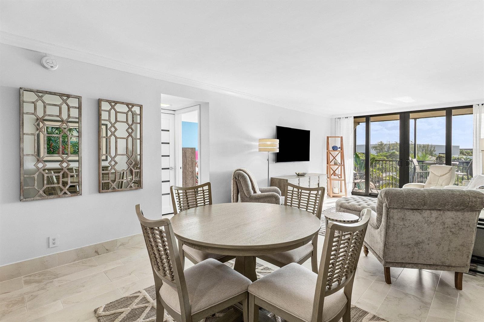 14 Royal Palm Way 501 photo 15