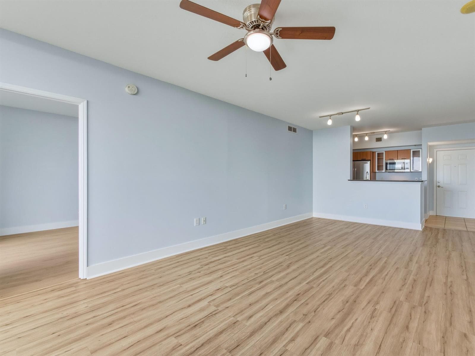 625 Casa Loma Boulevard 1206 photo 13