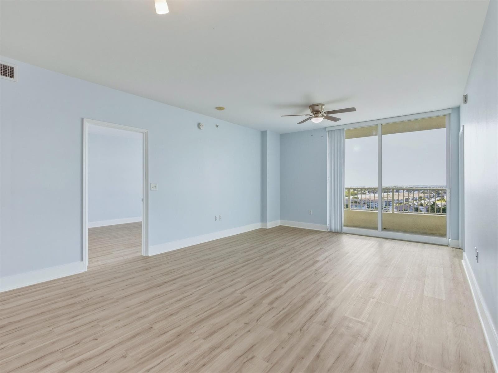 625 Casa Loma Boulevard 1206 photo 10