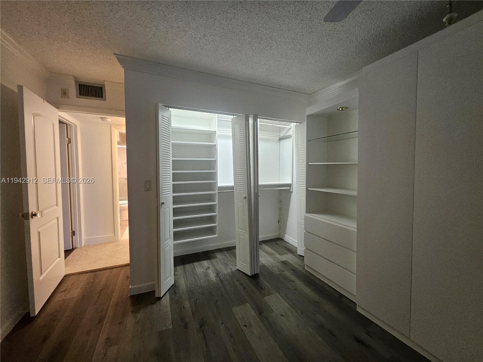 1101 River Reach Dr 418 photo 23