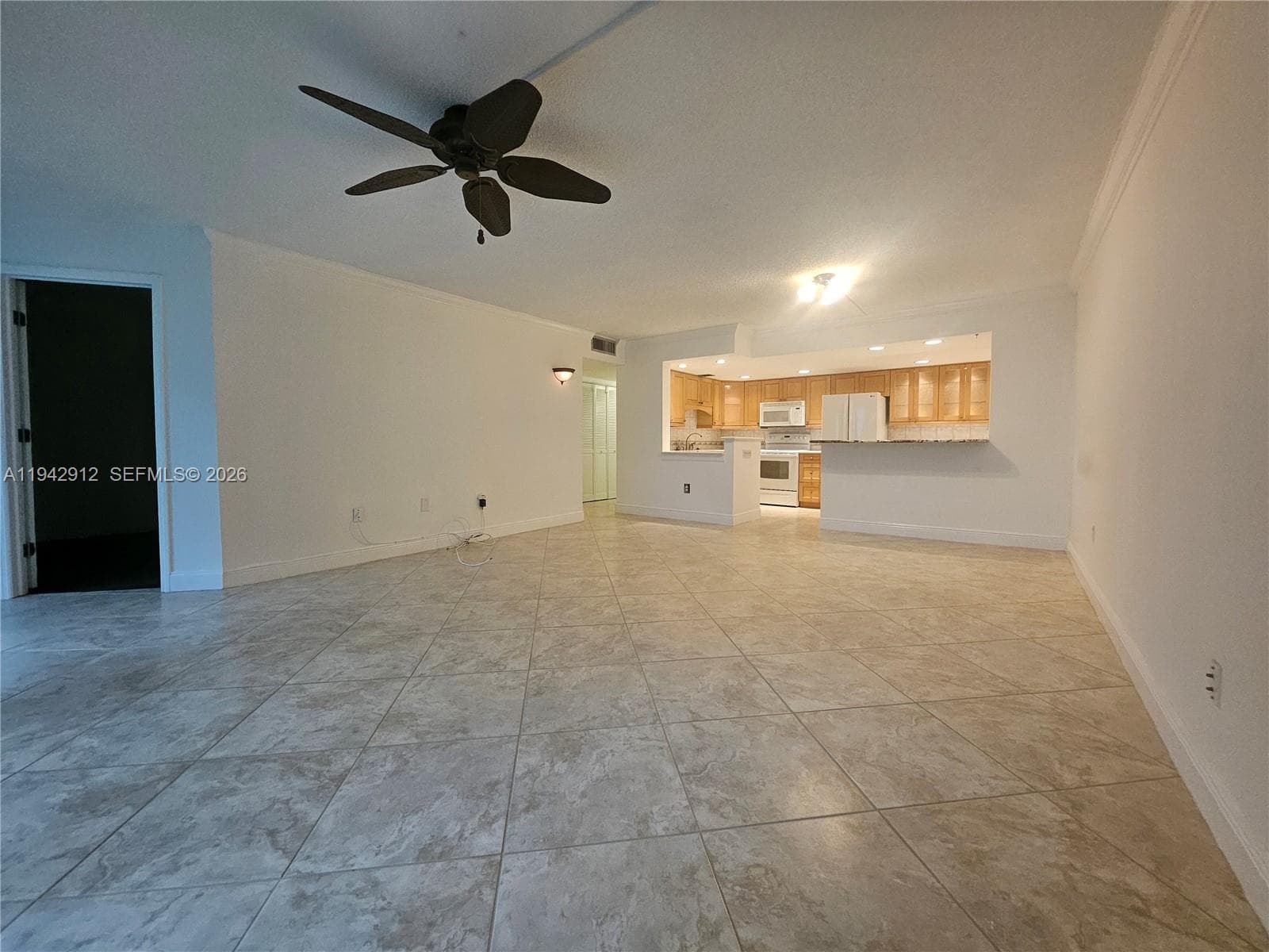 1101 River Reach Dr 418 photo 11