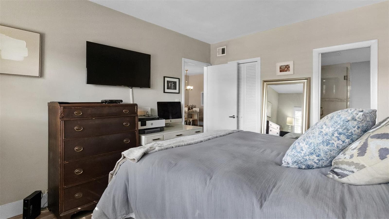 1100 SW 12th Street 109 photo 13