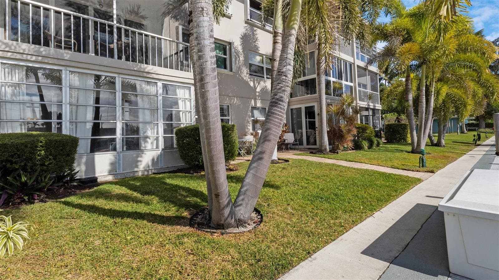 1100 SW 12th Street 109 photo 24