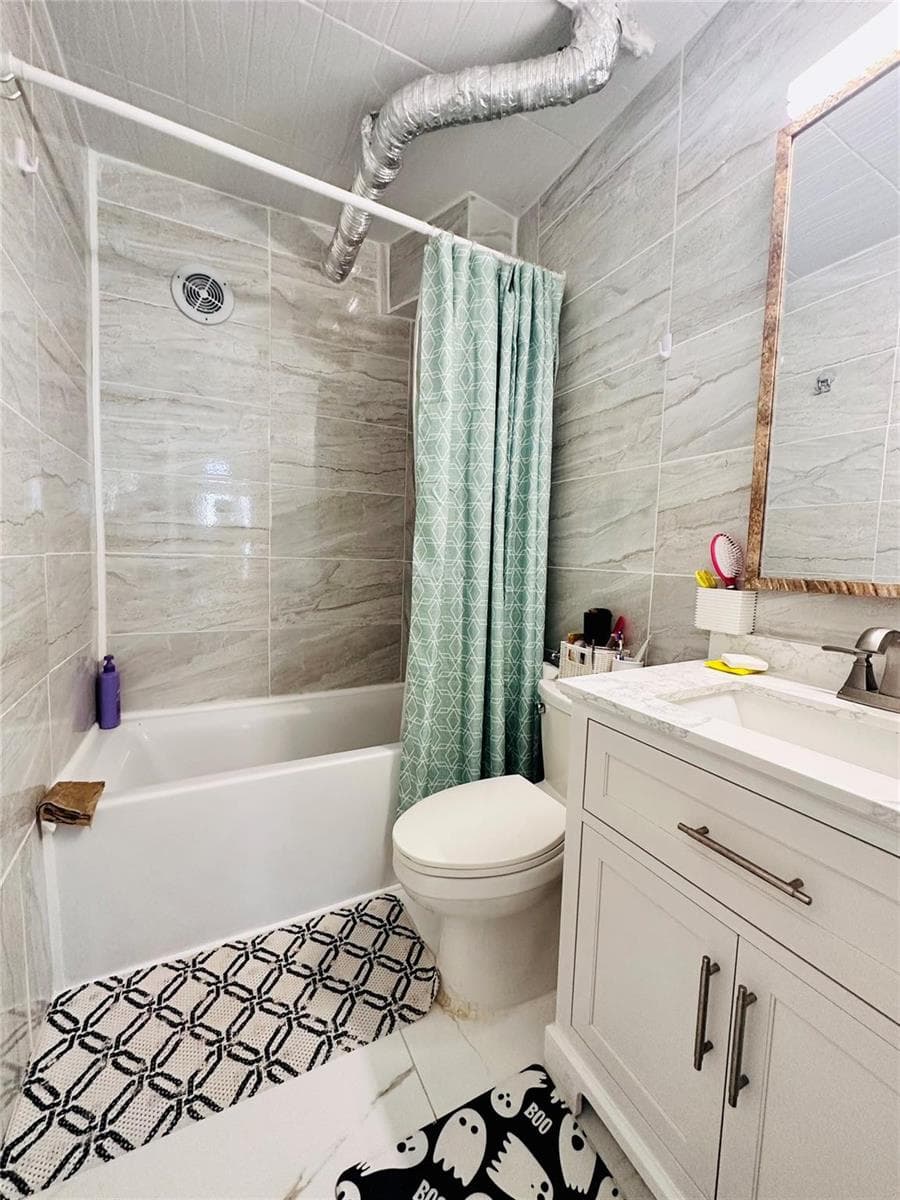 1391 S Ocean Boulevard 806 photo 5