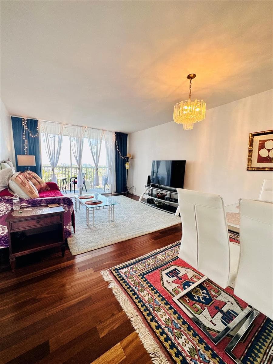 1391 S Ocean Boulevard 806 photo 10
