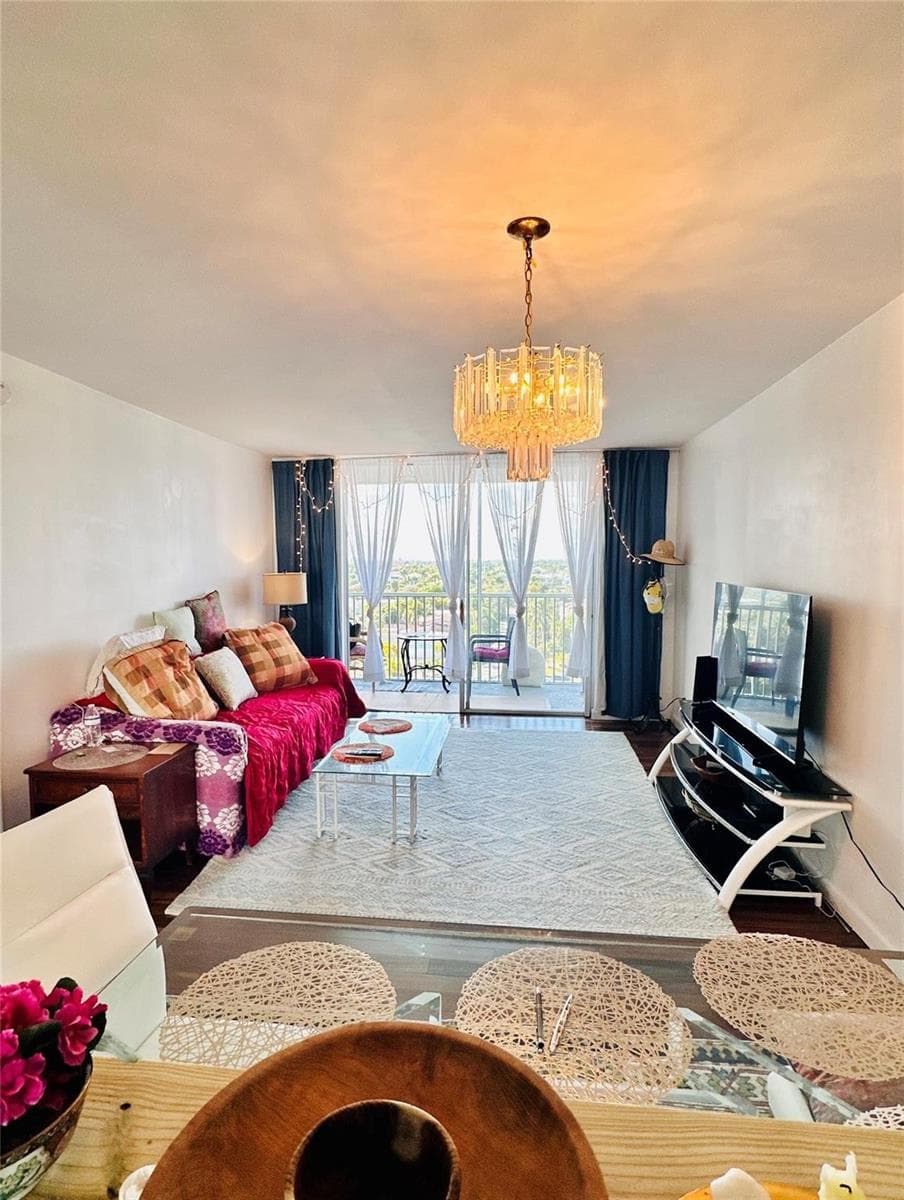 1391 S Ocean Boulevard 806 photo 11