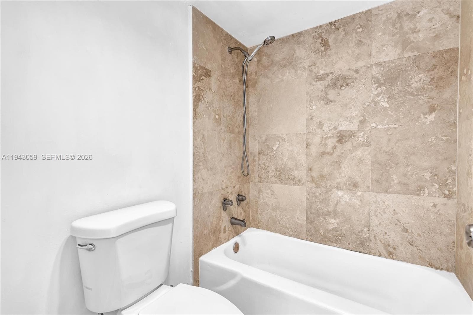 500 Bayview Dr 228 photo 25