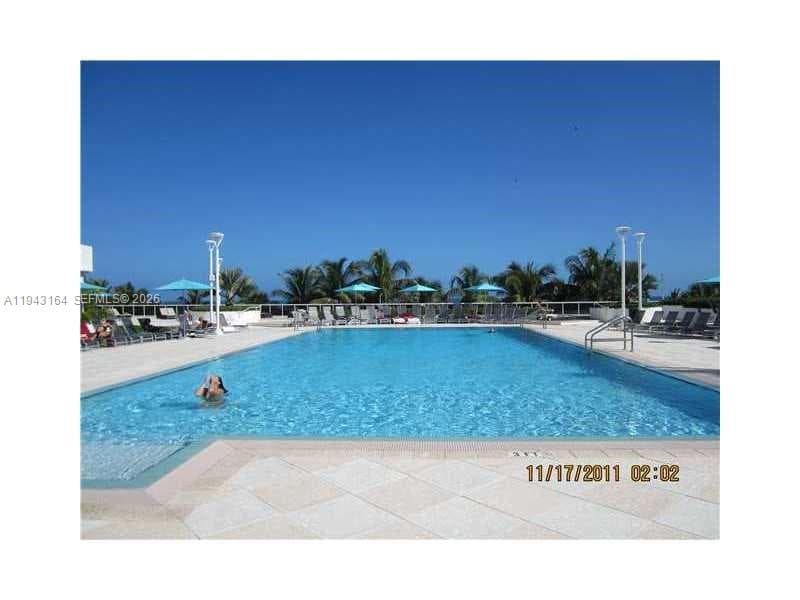 100 Lincoln Rd 1440 photo 6