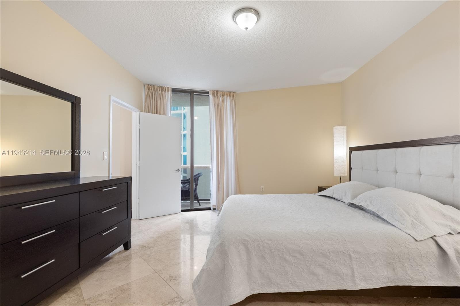 16275 Collins Ave 902 photo 25