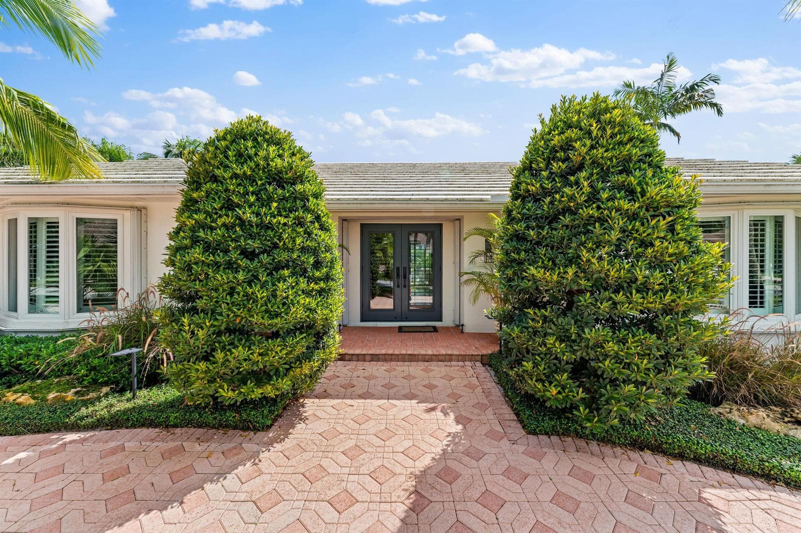18150 Perigon Way photo 4