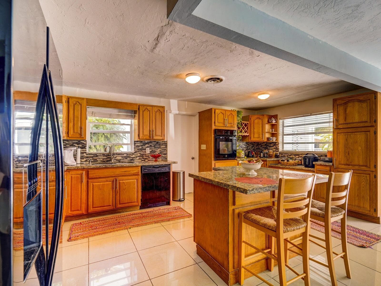 1621 SW 3rd Avenue photo 9