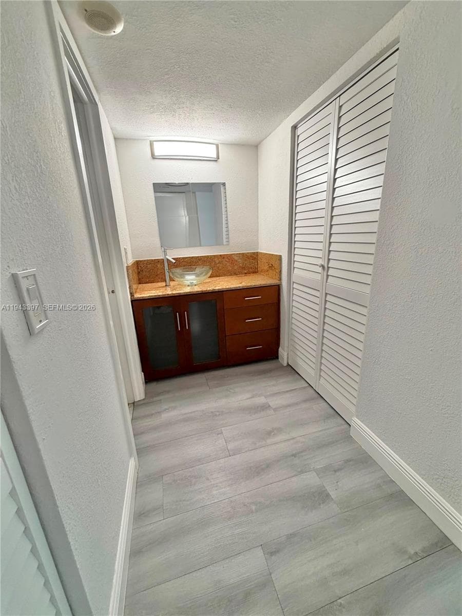 9273 Collins Ave 501 photo 7