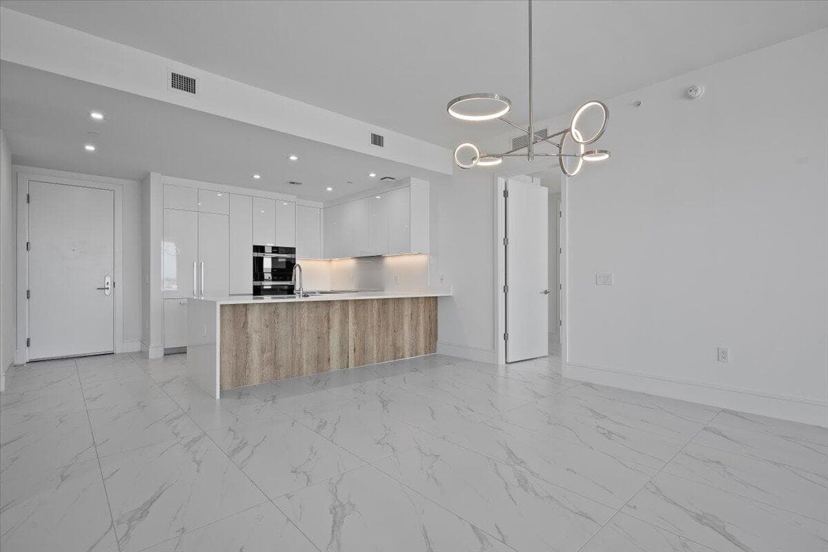220 Lake Shore Drive 1113 photo 11