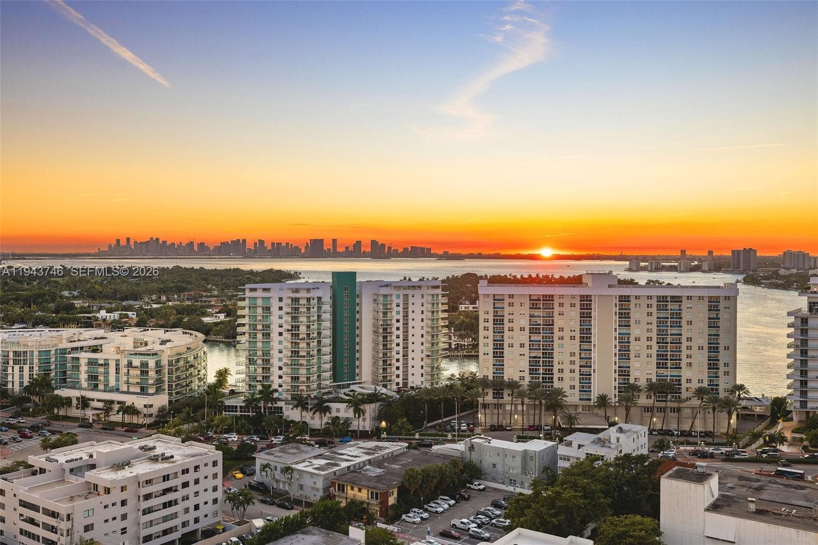 6799 Collins Ave CPH06 photo 3
