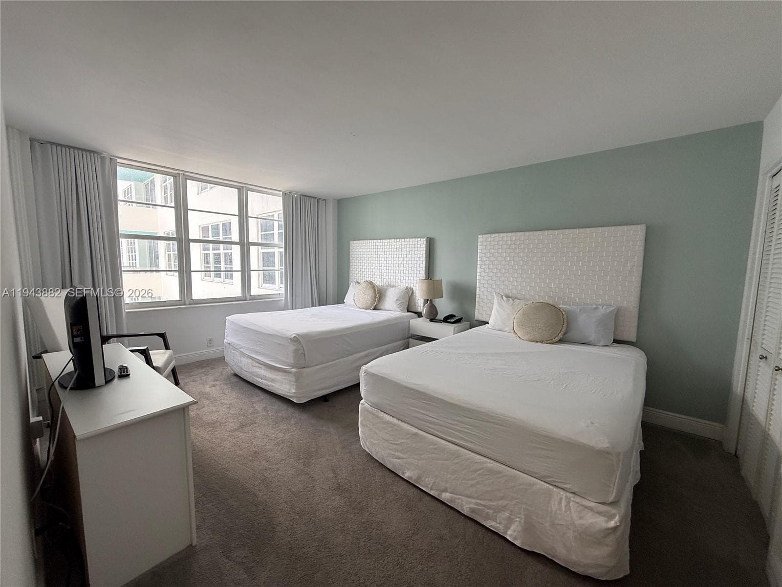 5101 Collins Ave 12K photo 2
