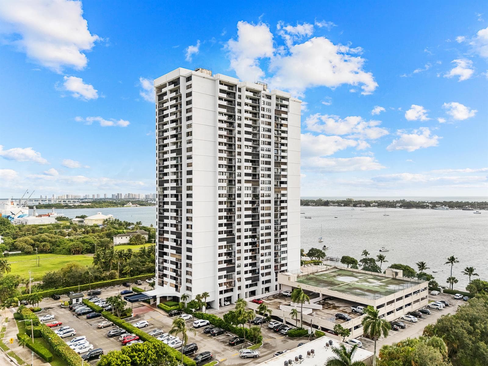 5600 N Flagler Drive 605 photo 18