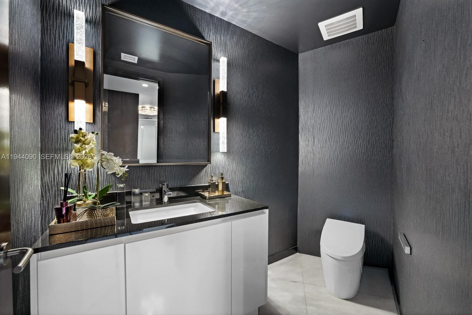 18555 Collins Ave 5201 photo 10