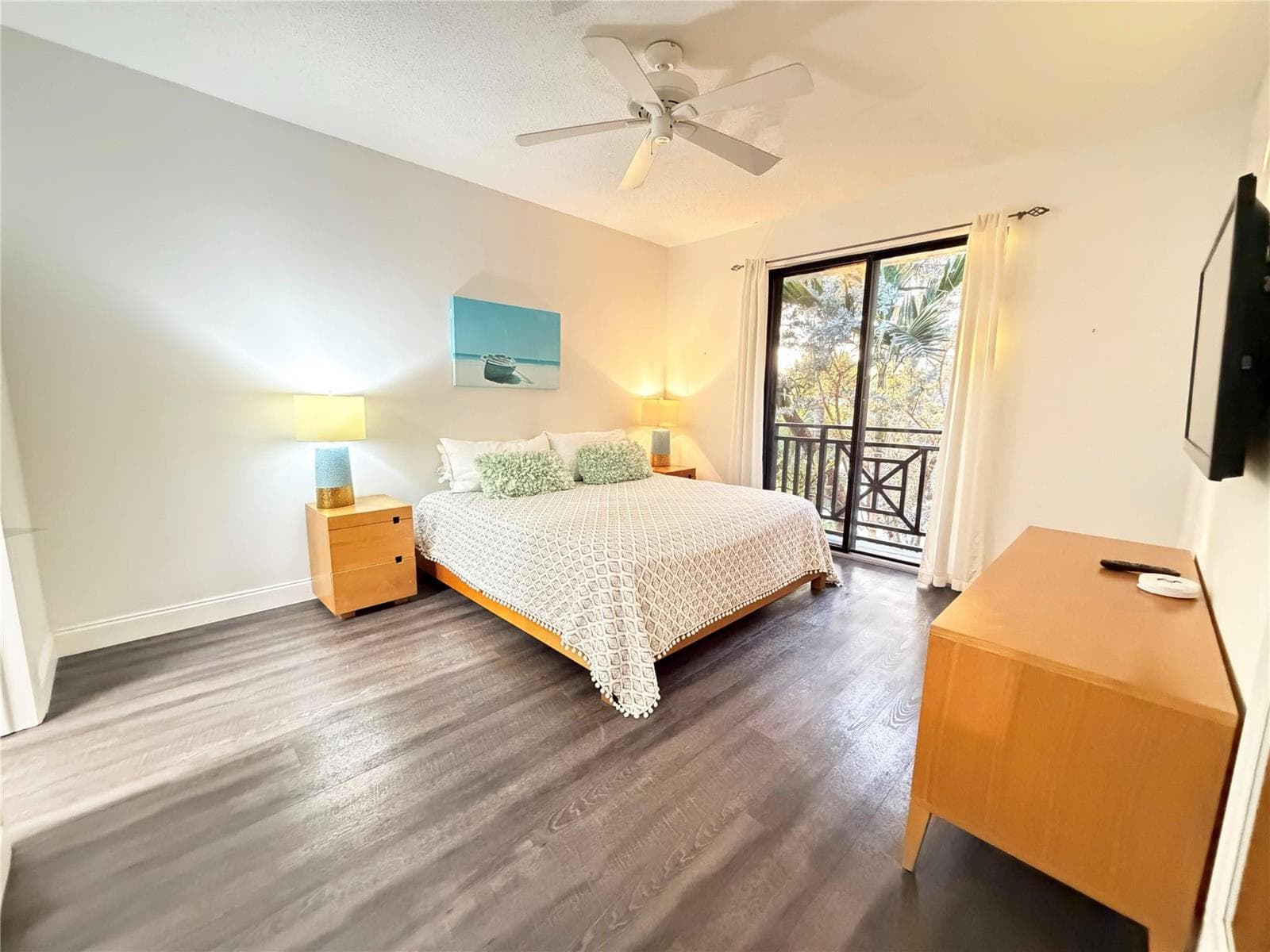 1645 S Ocean Lane 289 photo 7