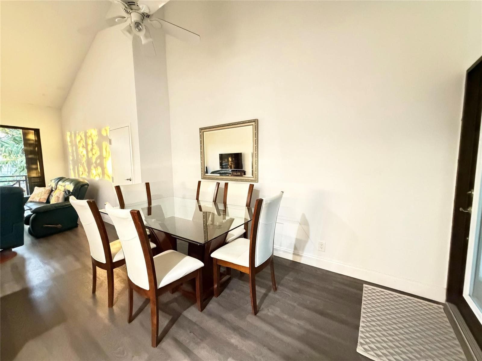 1645 S Ocean Lane 289 photo 11